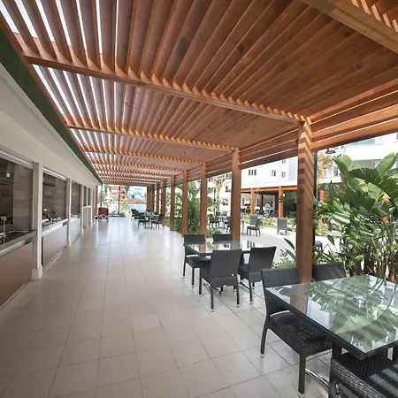 Wyndham Garden Lara Antalya