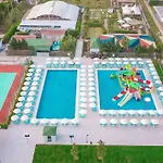 Wyndham Garden Lara 4* أنطاليا