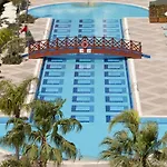 Wyndham Garden Lara 4* أنطاليا
