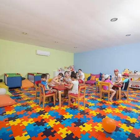 Hotel Wyndham Garden Lara Antalya