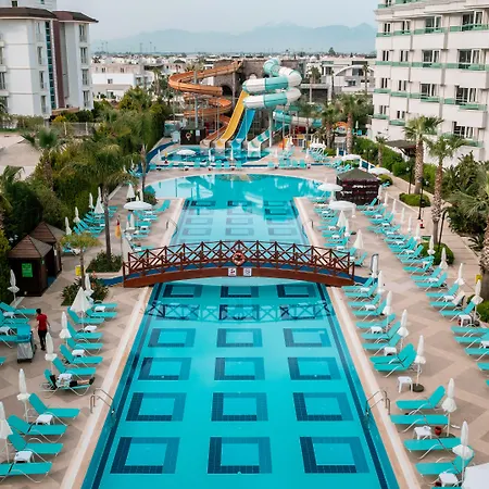 Wyndham Garden Lara Hotel Antalya