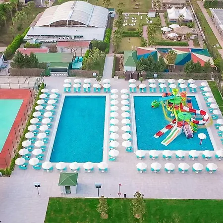 Wyndham Garden Lara 4* אנטליה