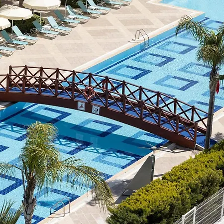 Wyndham Garden Lara 4* אנטליה