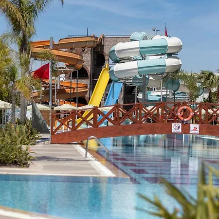 Wyndham Garden Lara 4* אנטליה