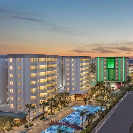 Wyndham Garden Lara 4* אנטליה