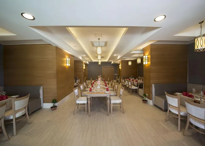 Wyndham Garden Lara Hotel