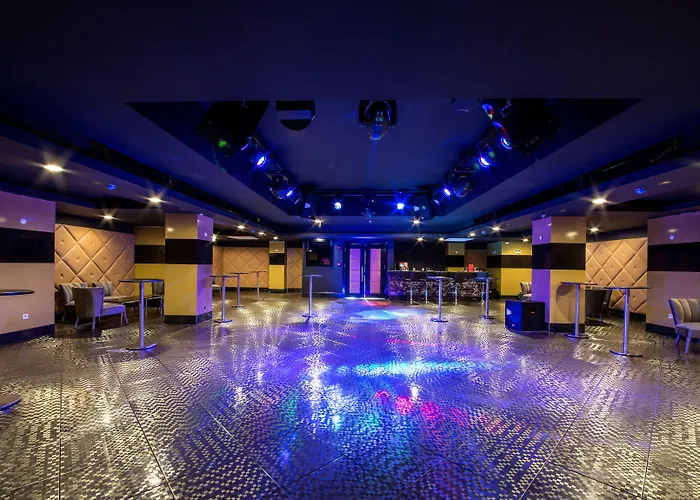 Wyndham Garden Lara 4*